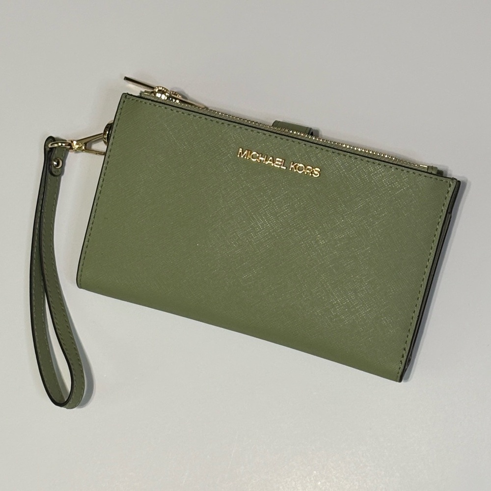 Michael Kors Green Leather Wristlet Wallet